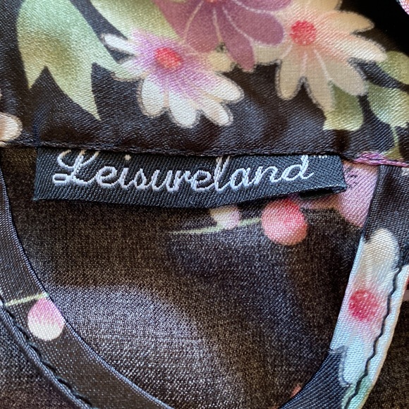 Leisureland Robe - Picture 3 of 4